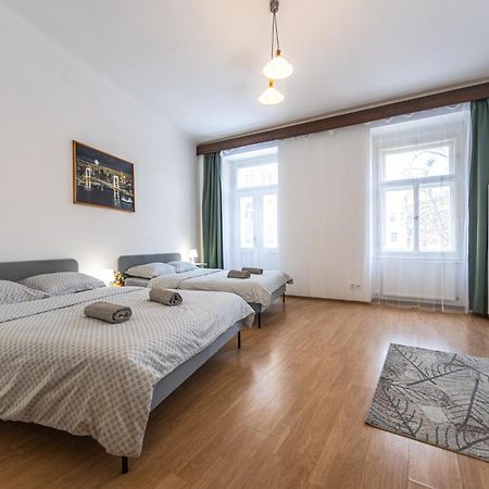 Wenceslas Square 2 Bedroom Apartment Praga Esterno foto