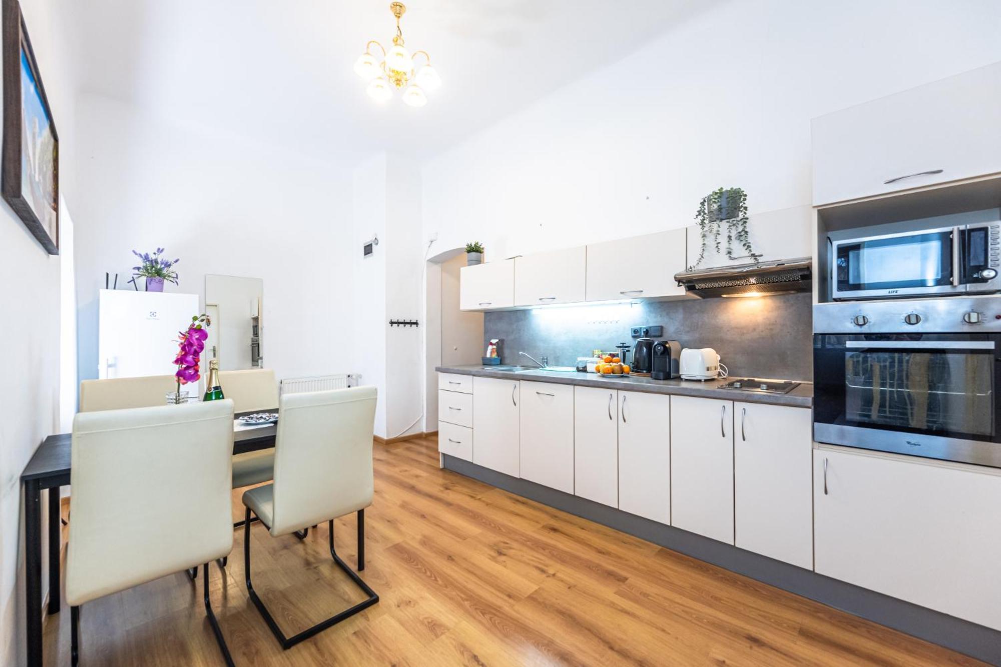 Wenceslas Square 2 Bedroom Apartment Praga Esterno foto