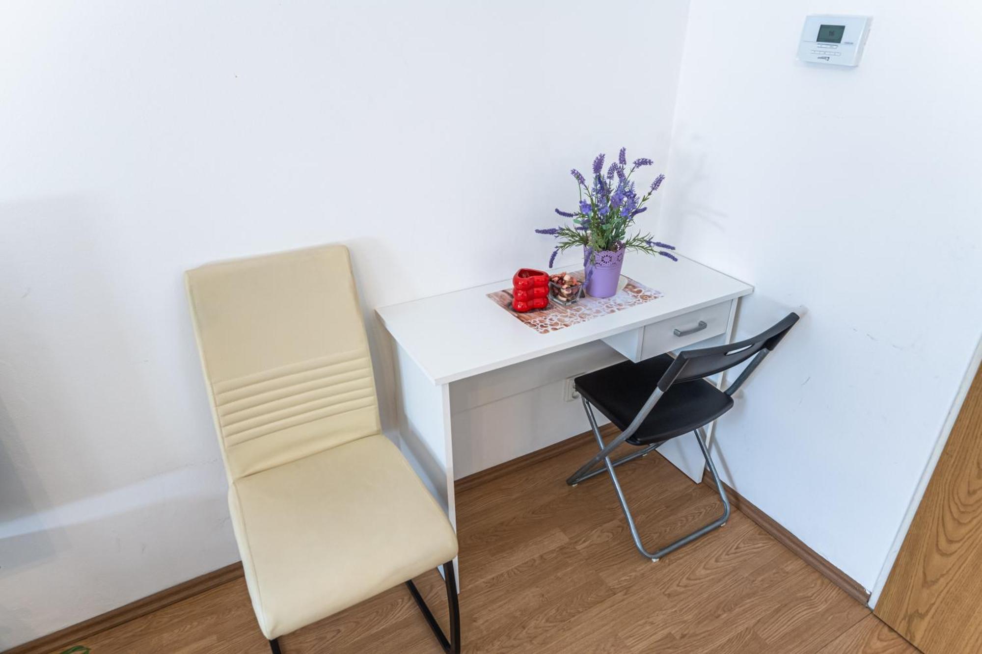 Wenceslas Square 2 Bedroom Apartment Praga Esterno foto
